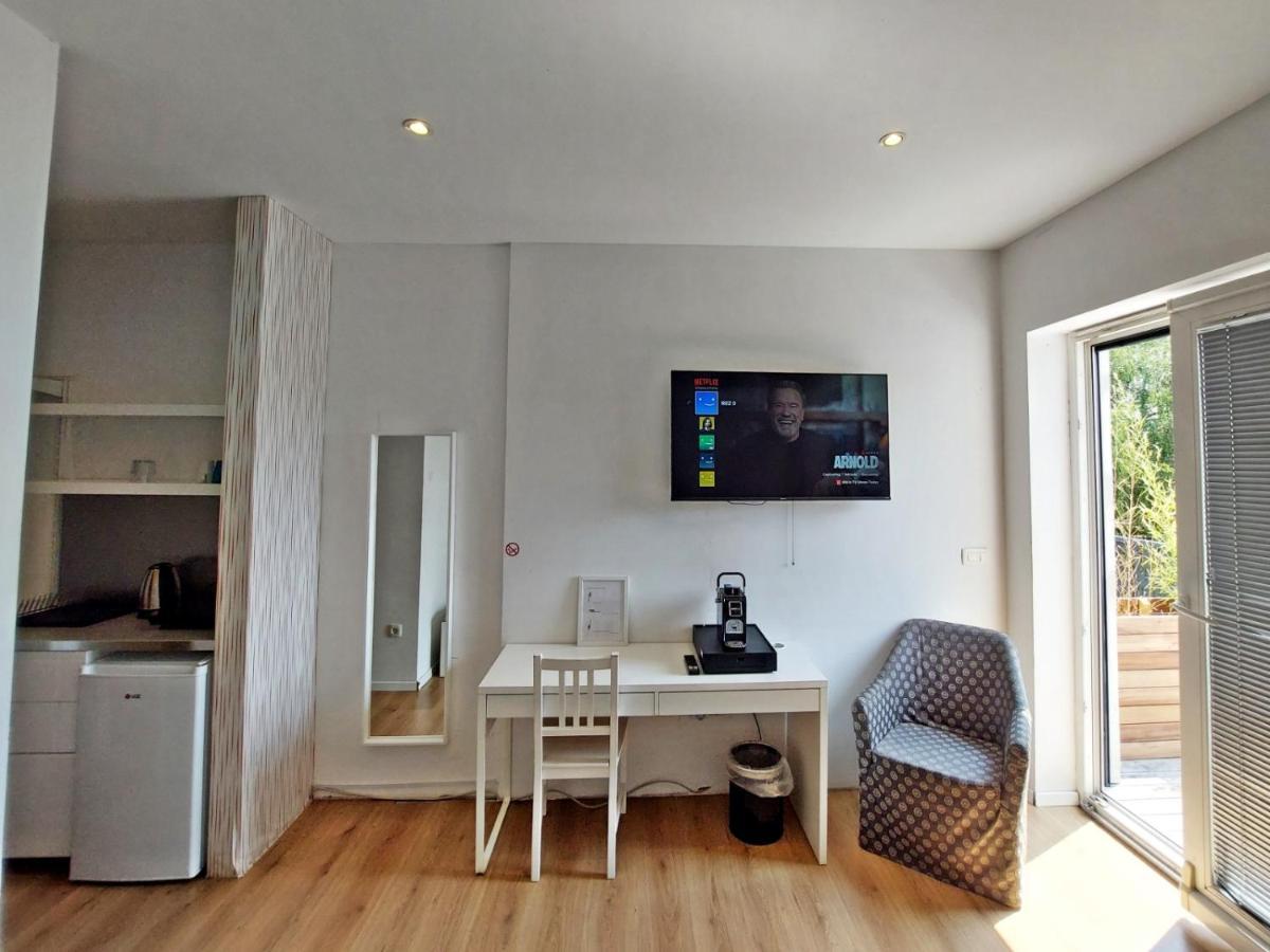 Apartment Rose Valley, Modern & Ljubljana