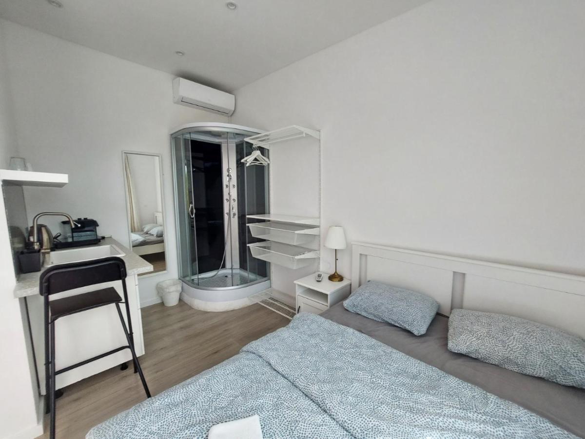 Rose Valley, Modern & Apartment *